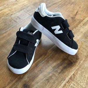 new balance boys black velcro